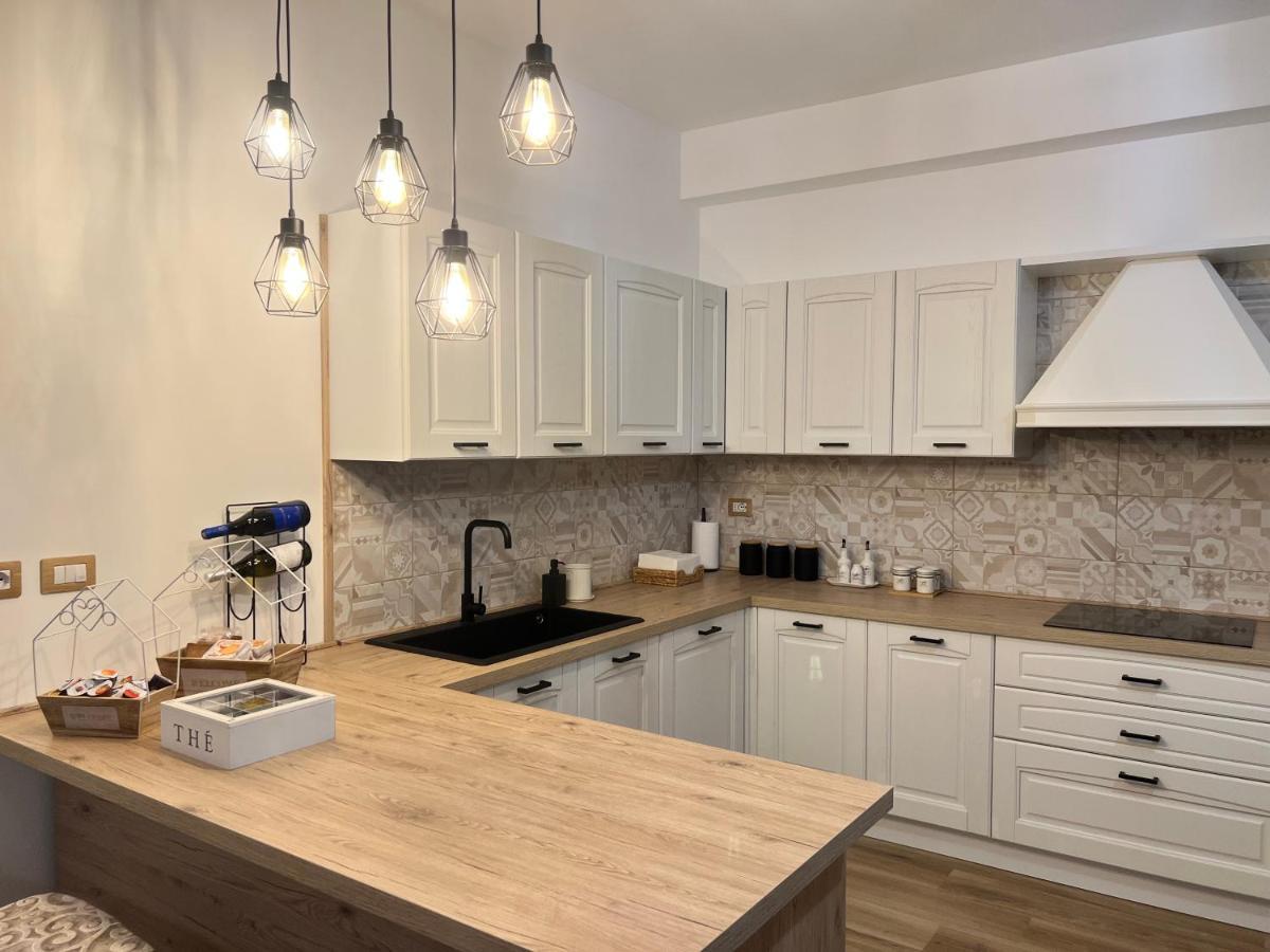 Al Vicolo Stretto Apartman Brancaleone Marina Kültér fotó