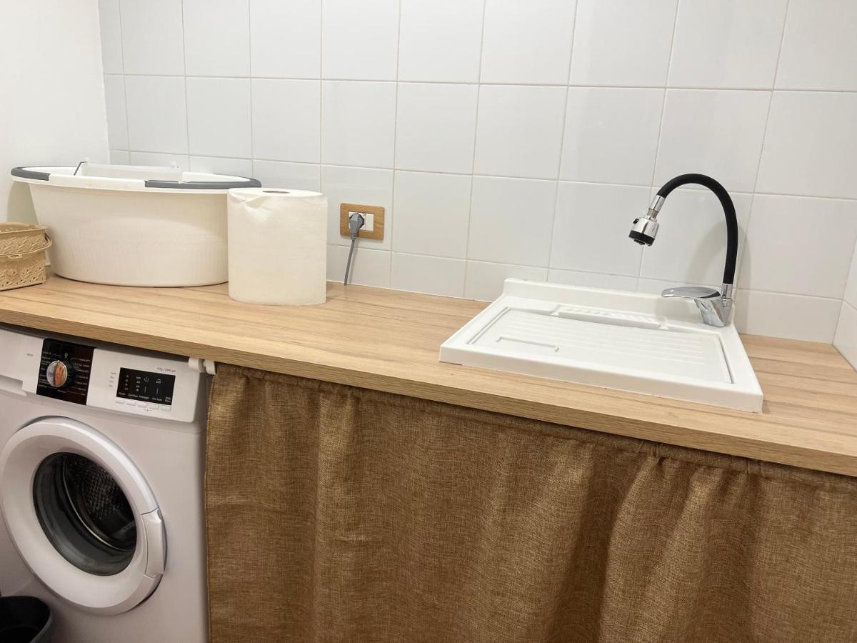 Al Vicolo Stretto Apartman Brancaleone Marina Kültér fotó