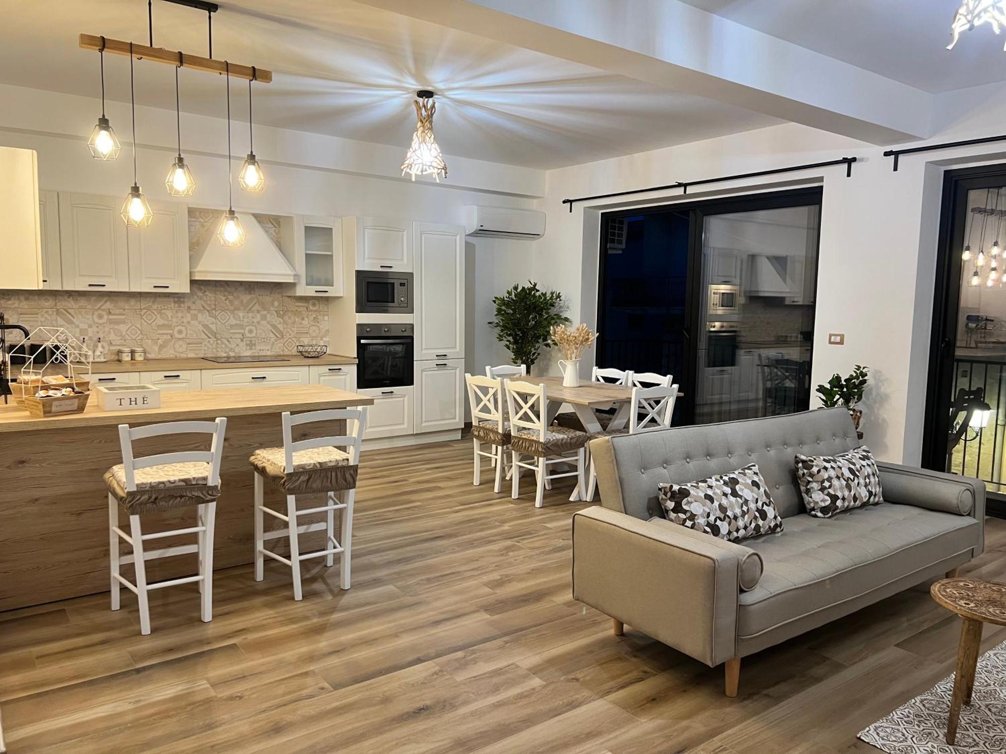 Al Vicolo Stretto Apartman Brancaleone Marina Kültér fotó